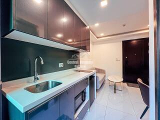 Contemporary, 1 bedroon, 1 bathroom for sale in Arcadia Center Suites.