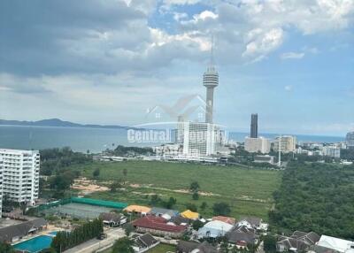 Spacious studio for sale in View Talay 5, Jomtien.