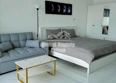 Spacious studio for sale in View Talay 5, Jomtien.