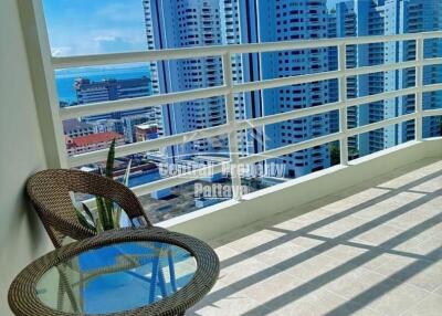 Spacious studio for sale in View Talay 5, Jomtien.