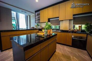 Luxury Modern 4 Bedroom Pool Villa In Huay Yai Pattaya For Rent