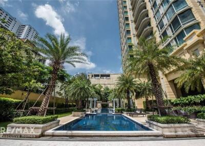 Luxurious 2-BR Royce Condo in Watthana for Rent