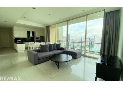 Luxurious 2-BR Royce Condo in Watthana for Rent