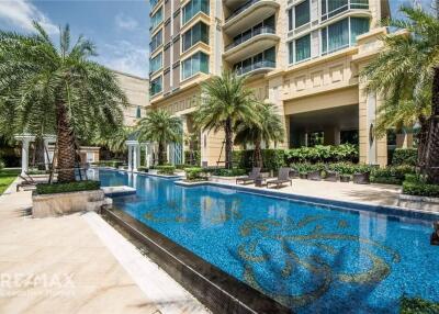 Luxurious 2-BR Royce Condo in Watthana for Rent