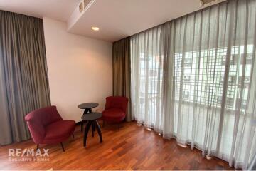 "Spacious Condo in Bangkok with Full Amenities"