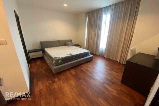 "Spacious Condo in Bangkok with Full Amenities"