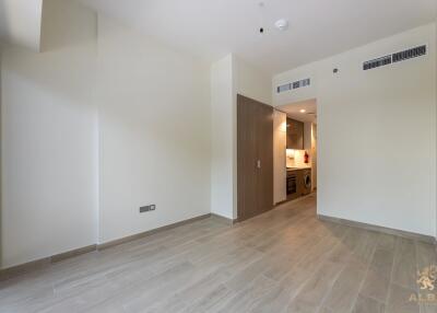 Boulevard View  Spacious Apartment  Harmonious