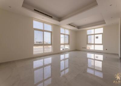 Spacious  Modern Layout  Top Amenities