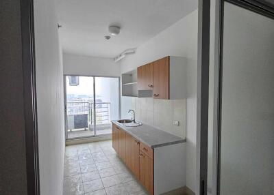 Modern kitchen with balcony