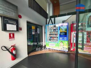 Lobby area with vending machines