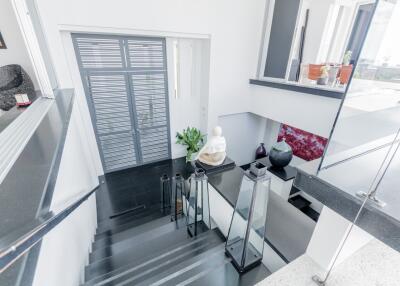 Contemporary staircase with modern decor