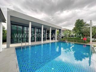 Modern building with outdoor swimming pool