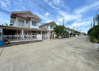 Street view of residential buildings