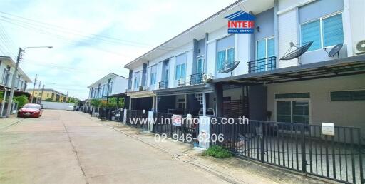 Exterior view of residential townhouses