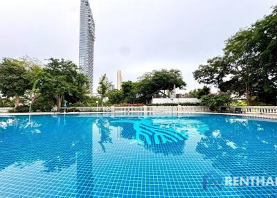 ขายคอนโดพัทยาริมทะเล Park beach สตูดิโอ 55 ตารางเมตรห้องวิวทะเล