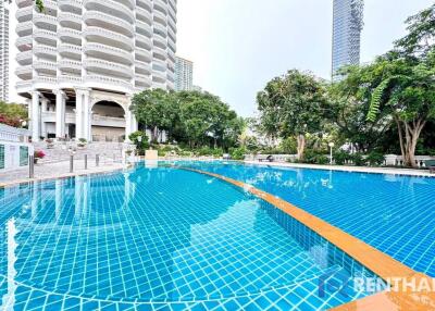 For sale Park Beach Condominium studio 55 sqm sea view good deal