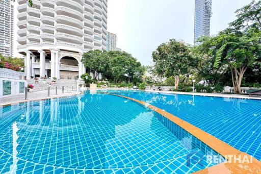 For sale Park Beach Condominium studio 55 sqm sea view good deal