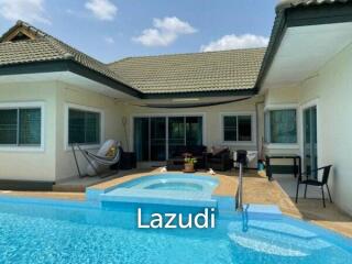 ROYAL LAKE: Good Value 3 Bed Pool Villa near to the Royal Lake