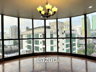 3 Bed 3 Bath 280 SQ.M. City Lakes Tower Sukhumvit 16