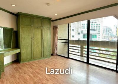 3 Bed 3 Bath 280 SQ.M. City Lakes Tower Sukhumvit 16