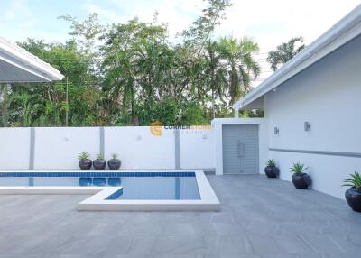 3 bedroom House in Impress House East Pattaya