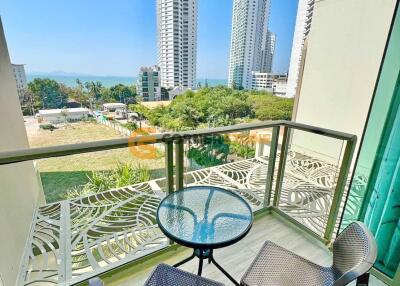 1 Bedroom Condo in The Riviera Wong Amat Beach Wongamat