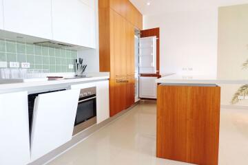 2 bedroom Condo in The Park Jomtien Jomtien