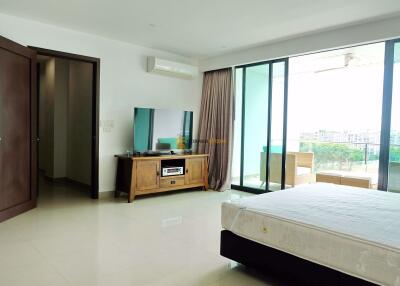 2 bedroom Condo in The Park Jomtien Jomtien