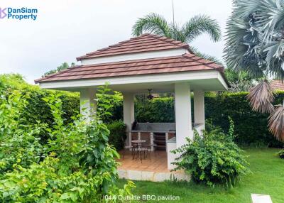 Luxury 3-Bedroom Pool Villa in Hua Hin at Red Mountain