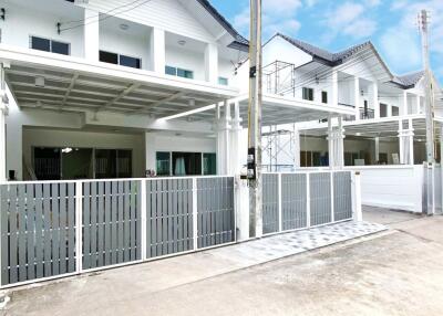 Newly furnished house in East Pattaya