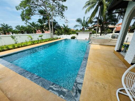 Spacious pool villa with a beautiful garden