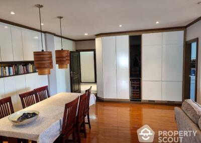 2-BR Condo at Noble House Ruamrudee near BTS Phloen Chit