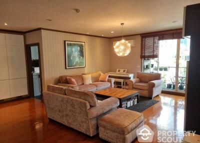 2-BR Condo at Noble House Ruamrudee near BTS Phloen Chit