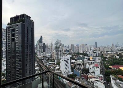 3-BR Duplex at The Crest Sukhumvit 34 near BTS Thong Lor