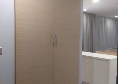 2-BR Apt. near MRT Sukhumvit