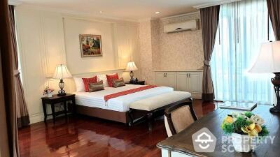 4-BR Serviced Apt. near BTS Phrom Phong