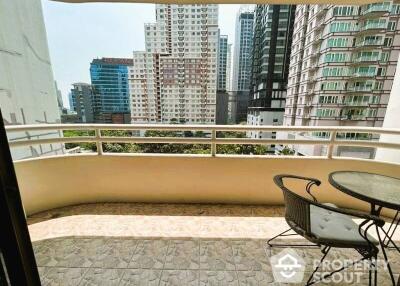 3-BR Condo at Regent On The Park 3 Condominium near MRT Phetchaburi