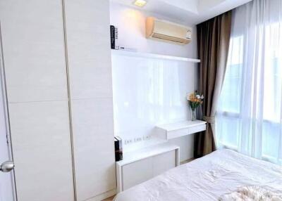 1-BR Condo at Thru Thonglor in Bang Kapi