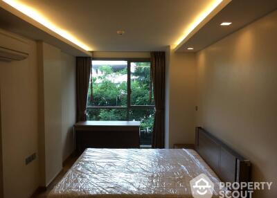 1-BR Condo at Via Botani near BTS Phrom Phong