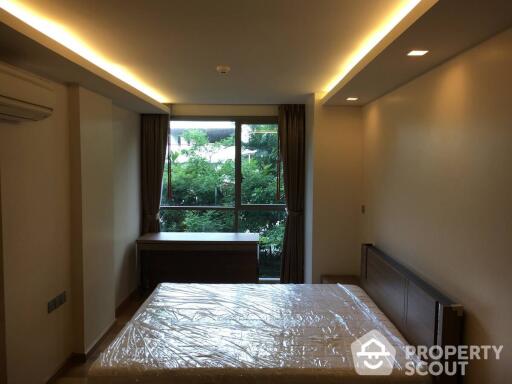 1-BR Condo at Via Botani near BTS Phrom Phong