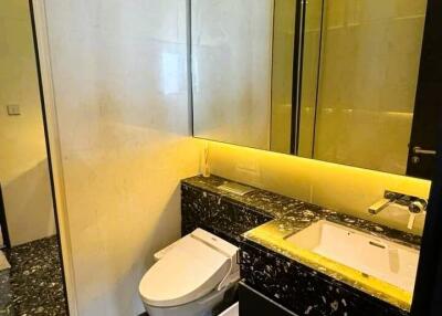 2-BR Condo at Beatniq Sukhumvit 32 near BTS Thong Lor