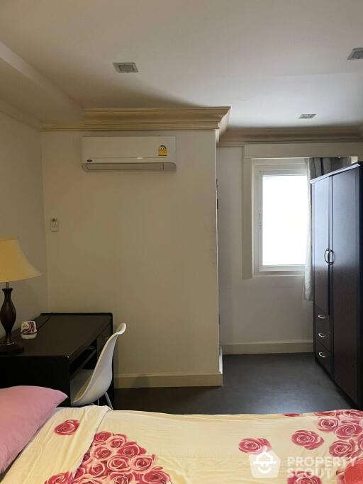 2-BR Condo at Euro Classic Condominium near BTS Nana