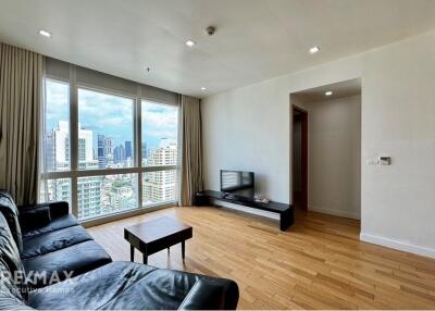 "Luxurious 2-BR Condo in Prime Khlong Toei, Bangkok"