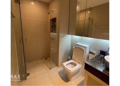 "Elegant 2-Bed Condo in The Legend Saladaeng - Bangkok"