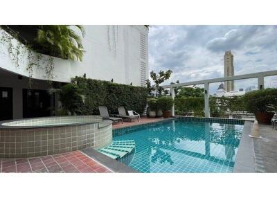 Luxury 2-Bed Condo in Watthana, Bangkok for Rent