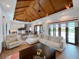 Luxury Modern Bali-Style 3 Bedroom Pool At Villa Hillside Hamlet 8