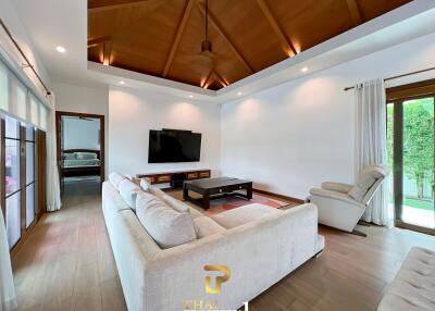 Luxury Modern Bali-Style 3 Bedroom Pool At Villa Hillside Hamlet 8