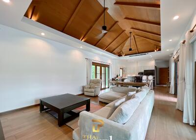 Luxury Modern Bali-Style 3 Bedroom Pool At Villa Hillside Hamlet 8