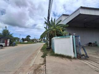 Industrial or warehouse building with street view