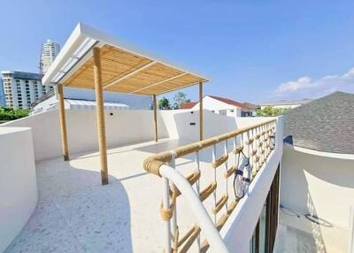 Rooftop terrace with shade structure